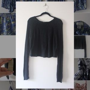 Brandy Melville Black Cropped Sweater